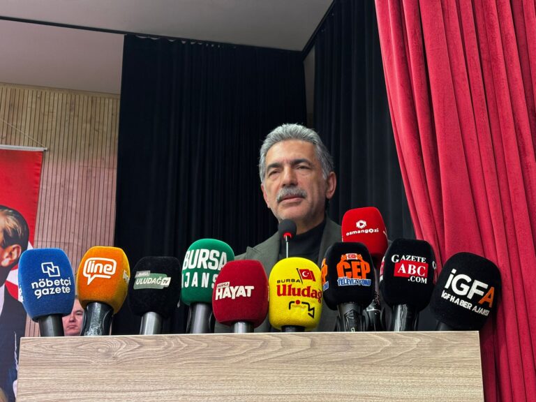 Her Yönüyle Hasan Âli Yücel