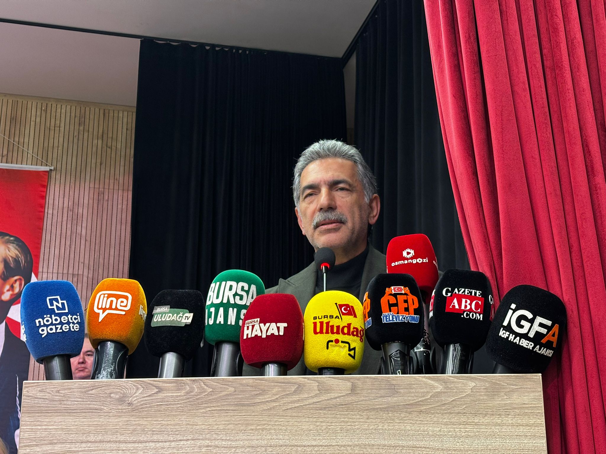 Her Yönüyle Hasan Âli Yücel