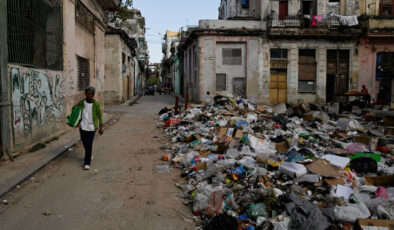 Küba’da Kriz Derinleşiyor