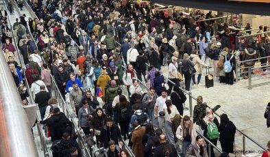 Sabiha Gökçen Havalimanı’nda Pazar Sabahı Yoğunluk: Yolcular Zor Anlar Yaşadı
