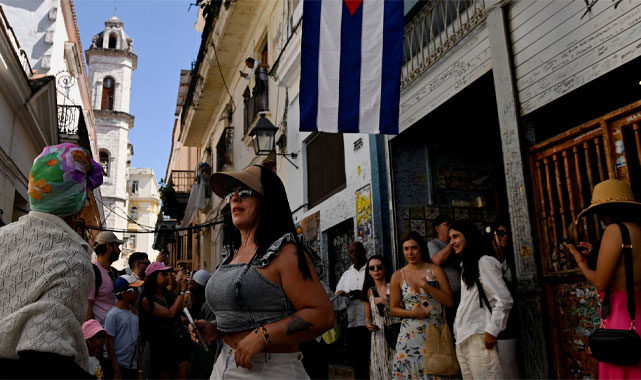 Turizm Krizi Derinleşiyor