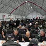 450 bin kişi iftar sofrasında buluştu