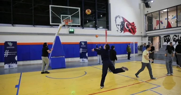 ABB’den 90'lar sokak oyunları