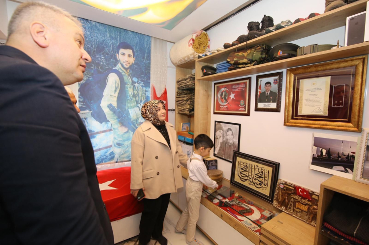 AK Parti Sakarya'dan şehit ailelerine vefa ziyaretleri