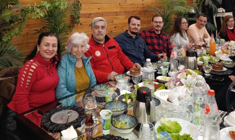 BAKUT Arama Kurtarma Derneği gönüllüleri iftarda buluştu