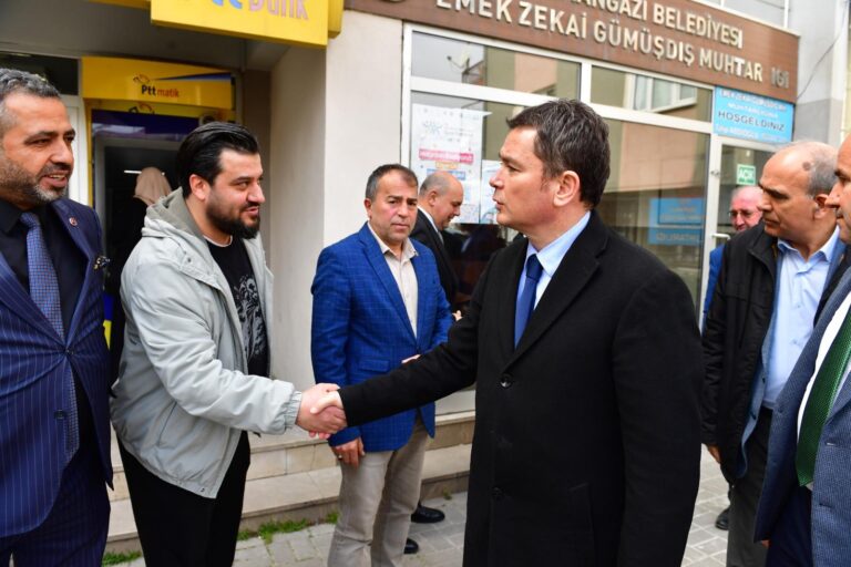 Başkan Aydın, Emek Zekai Gümüşdiş Mahallesi’ni Ziyaret Etti