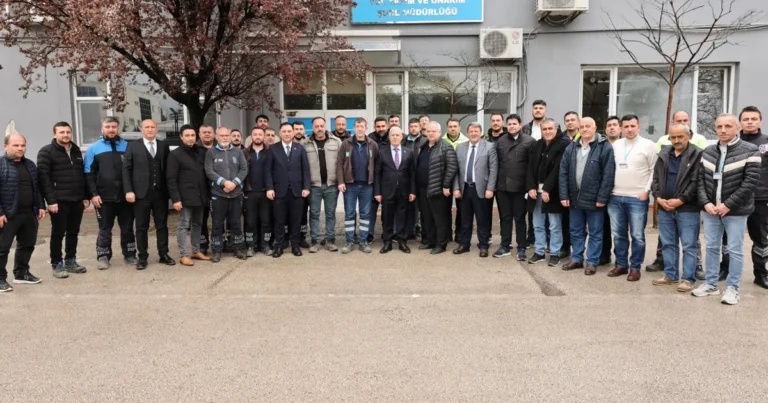 Başkan Bozbey, BUSKİ personeliyle bayramlaştı