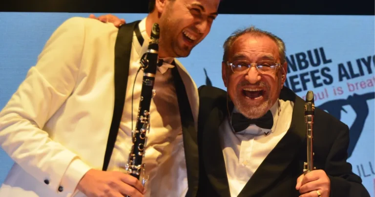 Bayram sabahlarına nefes verecek albüm