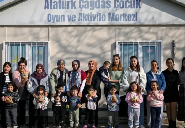 Bornovalı miniklere Çim Adam Atölyesi