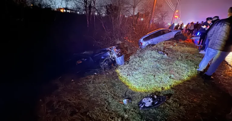 Düzce’de iki otomobil çarpıştı: 6 yaralı