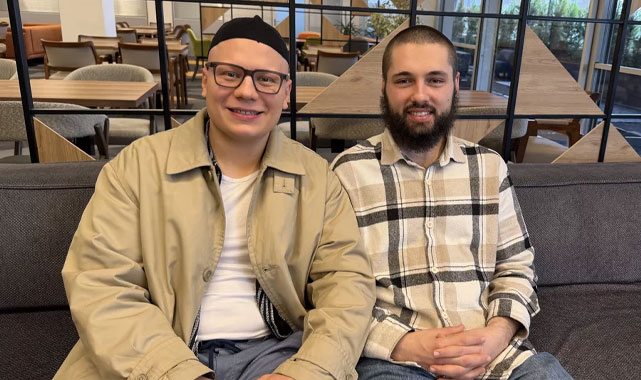 İki Alman Genç, Ramazan’ı Coşkuyla Bursa’da Geçirdi