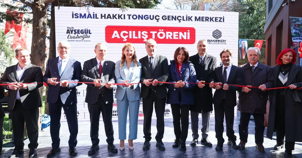 İstanbul Bakırköy’de gençliğe yeni merkez