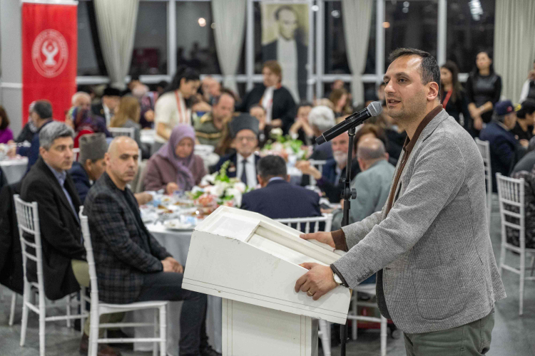 İzmir Bornova’da vefa sofrası