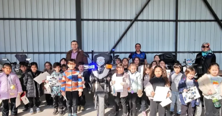 Kocaelili minikler zabıta mesleğini yerinde tanıdı