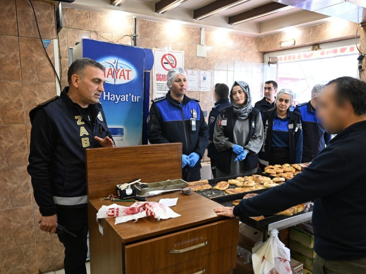 Manisa Zabıtası gıda denetimlerinde hız kesmiyor