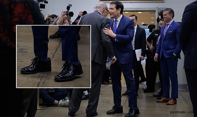 Siyasi Mesaj mı Moda Kazası mı?