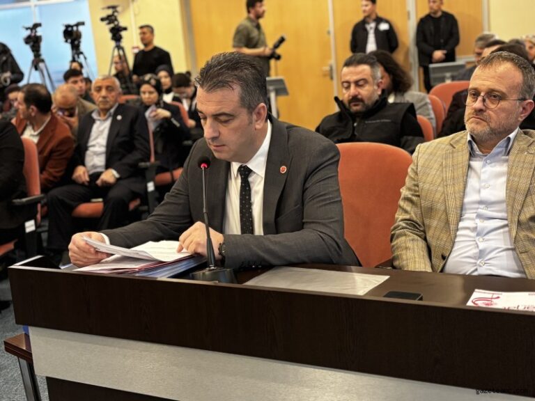 Tutuklu Belediye Başkanı Mecliste Gerginlik Yarattı!